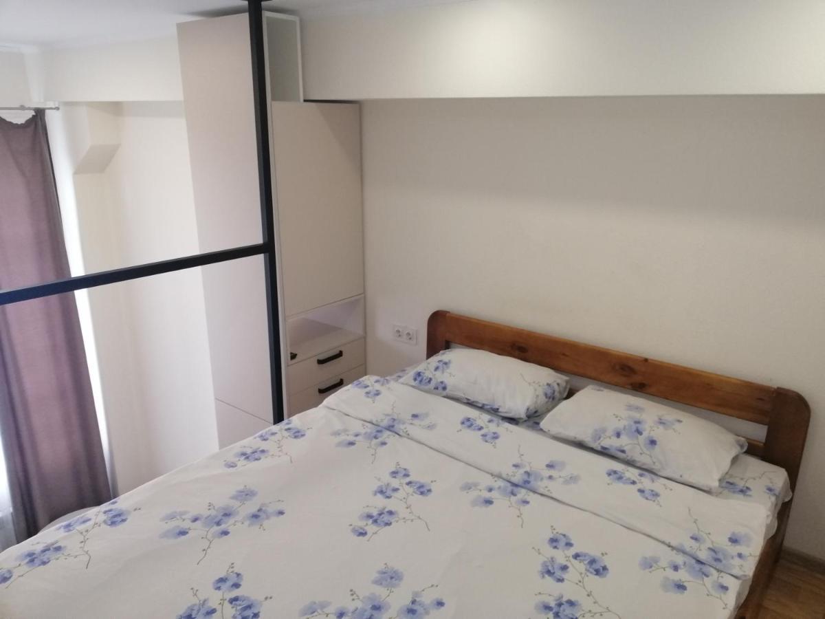 Cozy Smarthouse Apartment เคียฟ ภายนอก รูปภาพ