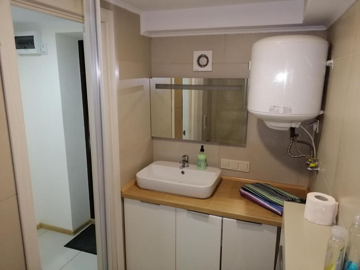 Cozy Smarthouse Apartment เคียฟ ภายนอก รูปภาพ