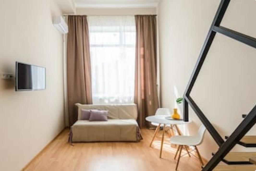 Cozy Smarthouse Apartment เคียฟ ภายนอก รูปภาพ